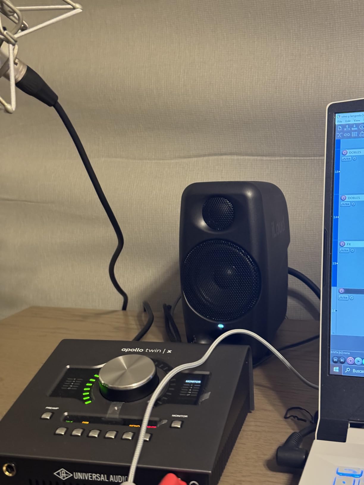 IK Multimedia iLoud Micro Monitor 50 watt Portable Wireless Bluetooth Studio Reference Monitors, Dual Speakers for Music Production, Mixing, Mastering, Composing, producing and DJs customer photo 2