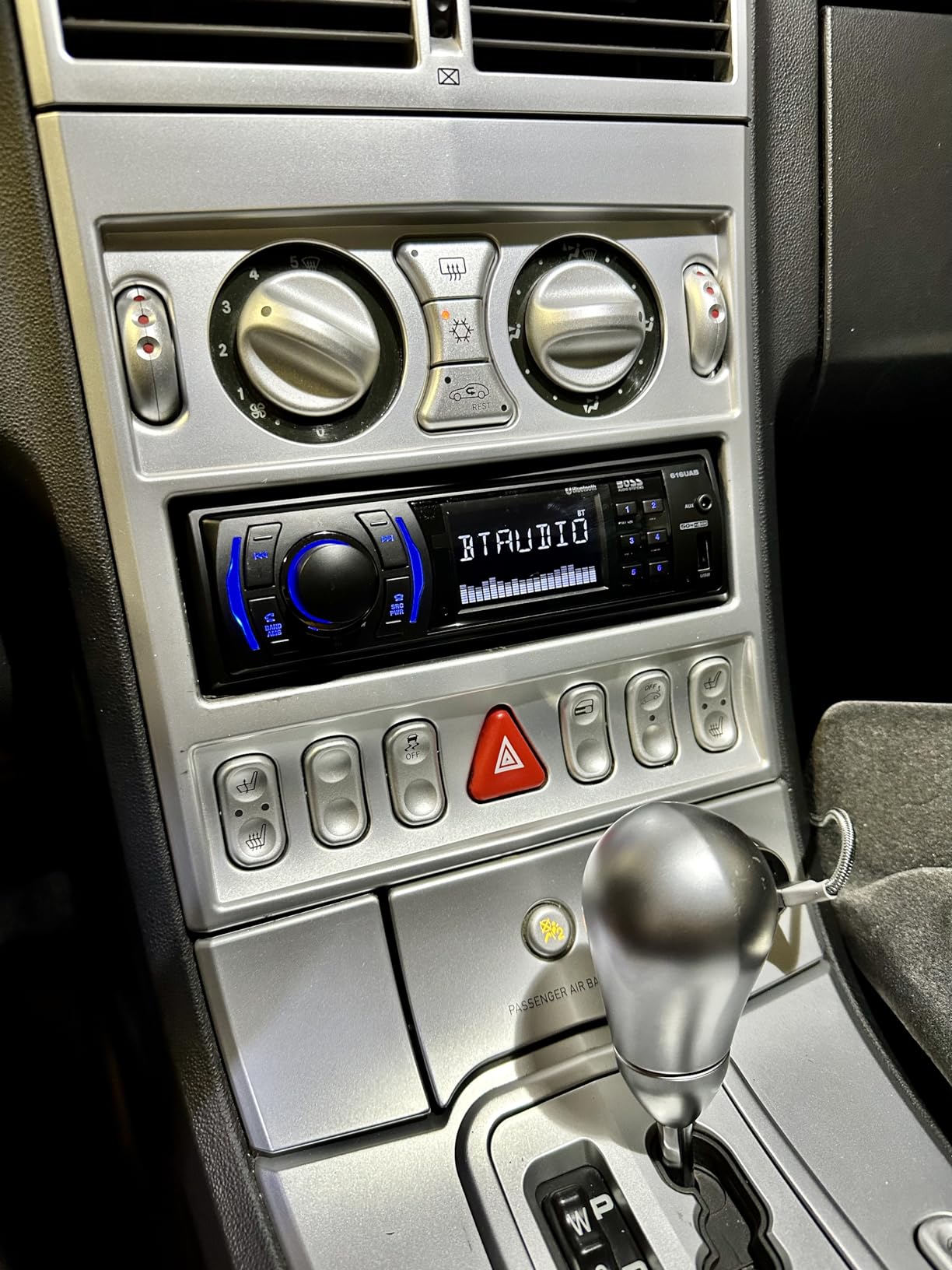 BOSS Audio Systems 616UAB Single DIN Bluetooth Car Stereo, No DVD, USB customer photo 2
