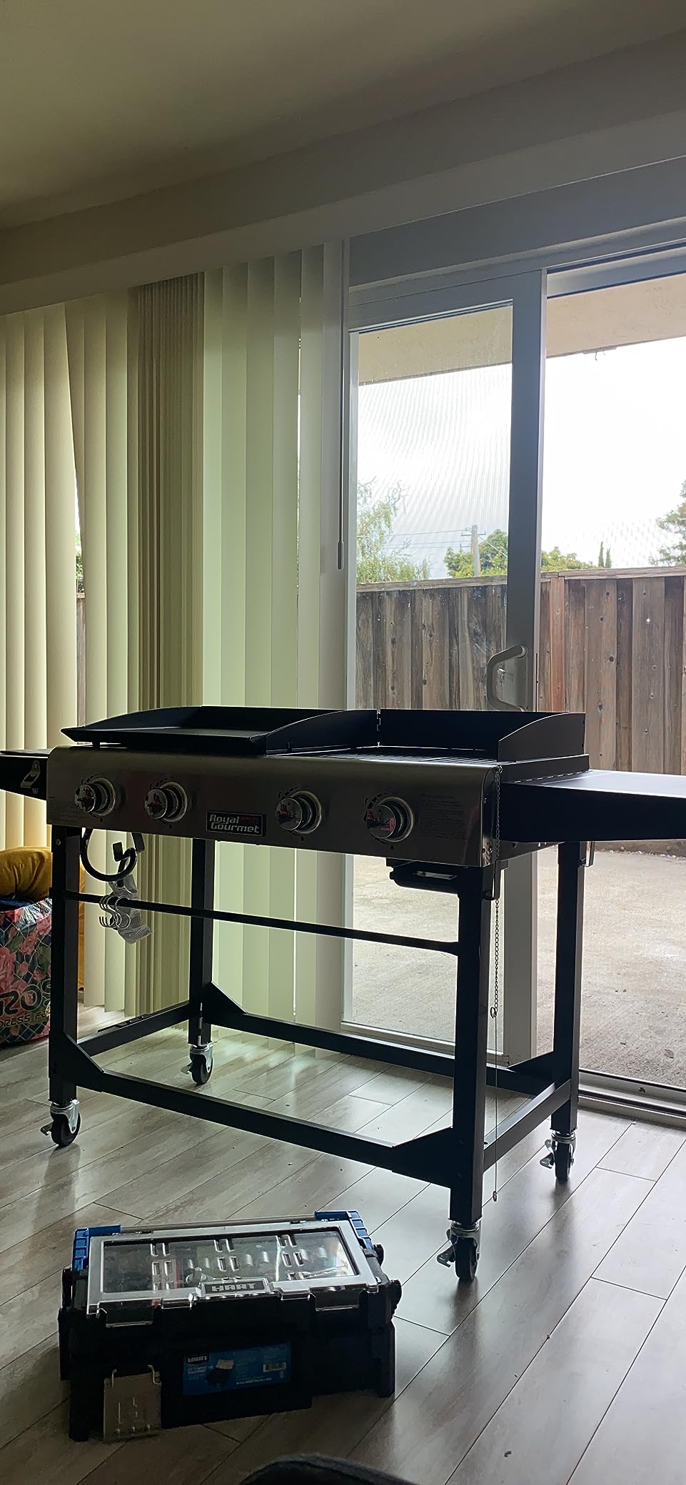 Royal Gourmet GD401 Portable Propane Gas Grill and Griddle Combo with Side Table | 4-Burner, Folding Legs,Versatile, Outdoor | Black 66 Inch | GD401 4-Burner Flat Top Gas Grill Griddle with Folding Legs, 48,000 BTU, Versatile, Outdoor | Black 66 Inch customer photo 1