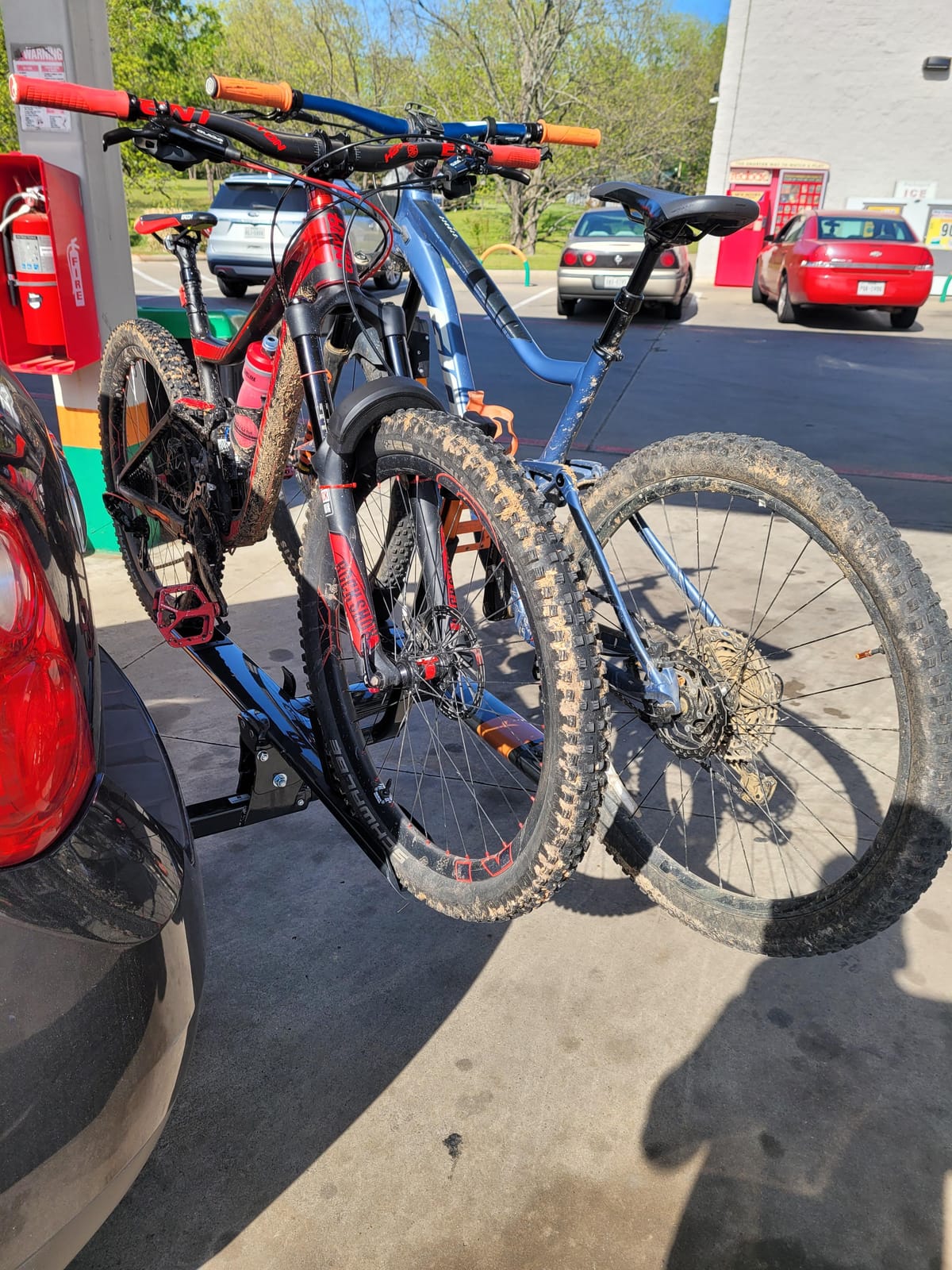 Kuat Sherpa 2.0 Compact 2-Bike Transporting Hitch Rack customer photo 2