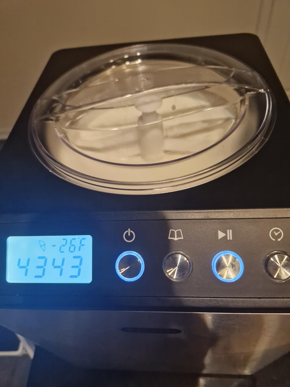 Whynter Ice Cream Maker Machine Automatic 2.1 Qt. Upright with Built-In Compressor, LCD Digital Display & Timer, No Pre-Freezing, ICM-201SB, Stainless Steel customer photo 2