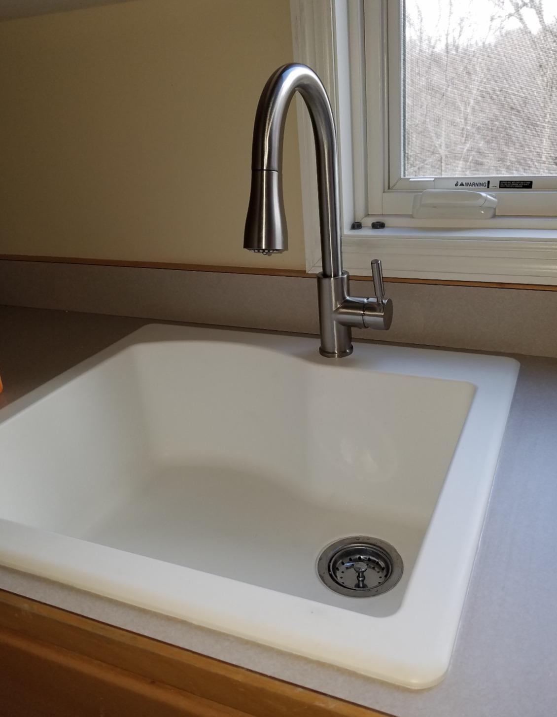 WEWE High-Arc Pull-Down Kitchen Faucet, Brushed Nickel, 3-Mode Sprayer with Soft Silicone Nozzles, 360° Swivel, 20-Inch Pull-Down Reach, SUS 304, 1- or 3-Hole Fit, Ceramic Cartridge customer photo 1