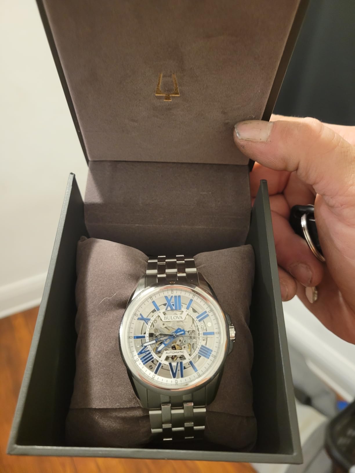 Bulova Men's Classic Sutton 3-Hand Automatic Watch, 42 Hour Power Reserve, Skeleton Dial, Luminous Hands, 100M Water Resistant, 43mm customer photo 2