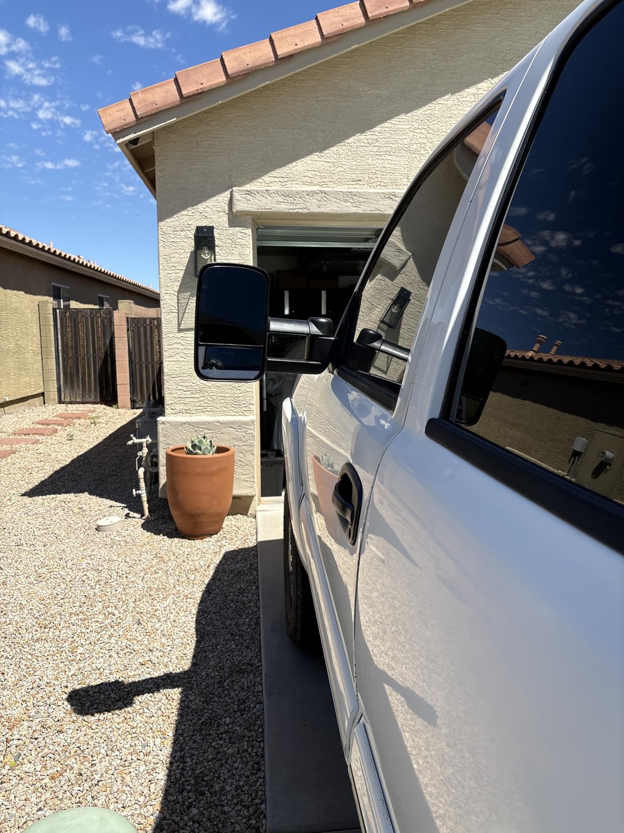 YITAMOTOR Tow Mirrors for 1999-2007 Chevy GMC Silverado Sierra (07 Classic) | For 2000-2006 Chevy Suburban 1500 2500 GMC Yukon XL Truck, Manual Adjustable Manual Telescoping & Folding Side Tow Mirror customer photo 1