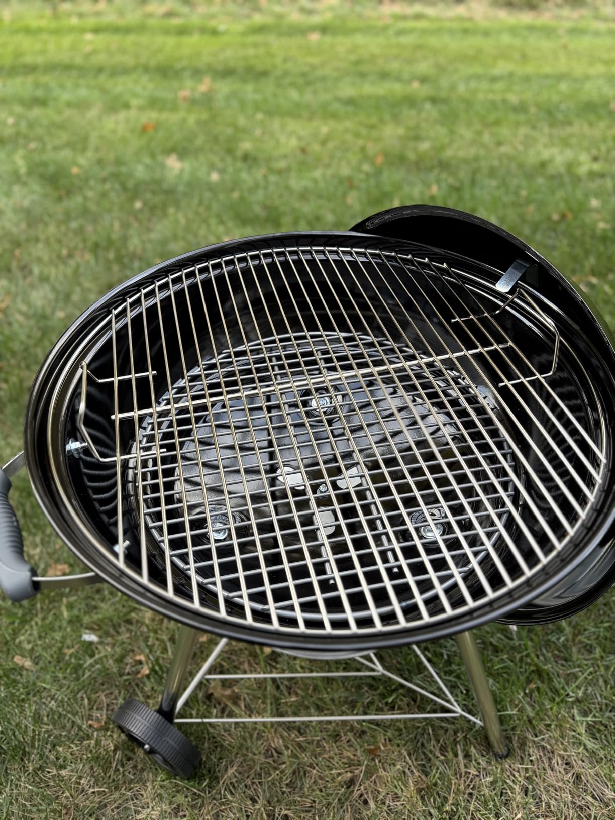 Weber Jumbo Joe Premium Compact Charcoal Grill, 22-Inch, Black customer photo 2