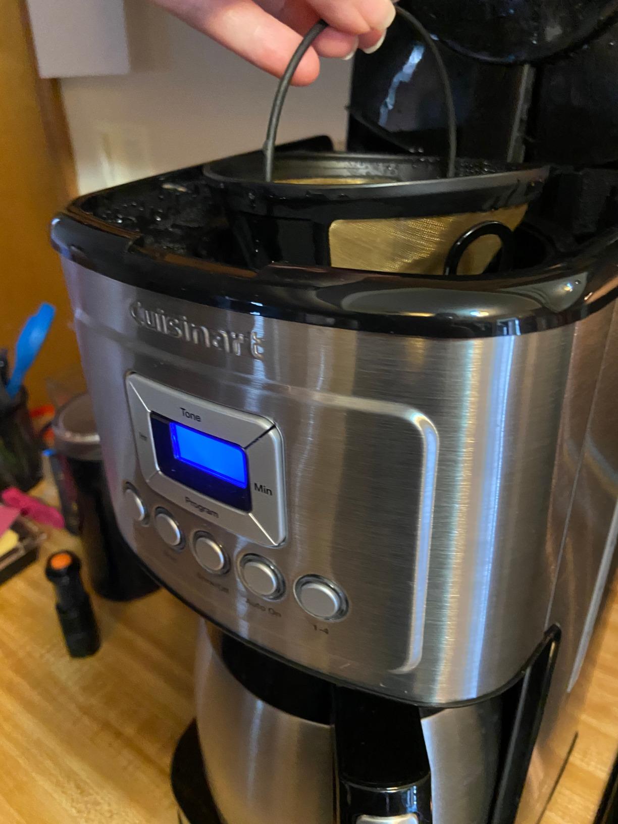 Cuisinart 12-Cup Coffee Maker, Programmable PerfecTemp Thermal Carafe Coffee Machine with 1-4 Cup Setting, Brew Strength Control and Brew Pause, Stainless Steel, DCC-3400NAS customer photo 2