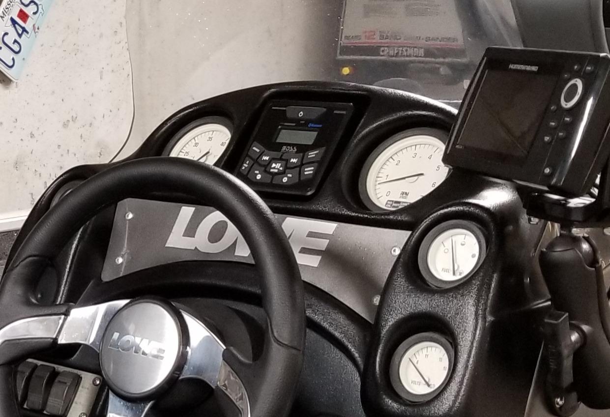 BOSS Audio Systems MGR450B Marine Boat Bluetooth Stereo, Amplified, No CD customer photo 1