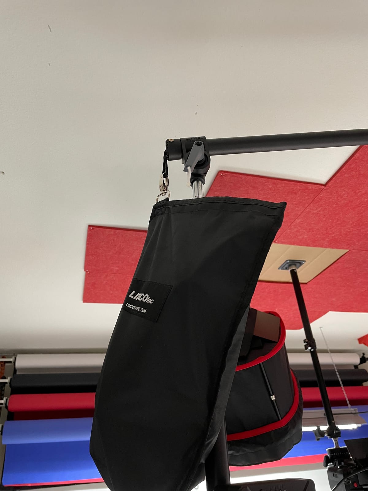 LINCO Lincostore 2.5ft to 5ft Adjustable Overhead Light Boom Arm | Telescopic Portable Boom Arm, 3lb Load, w/ Sand Bag, for Softbox, Studio Light, Flash, Umbrella, Ring Light customer photo 1