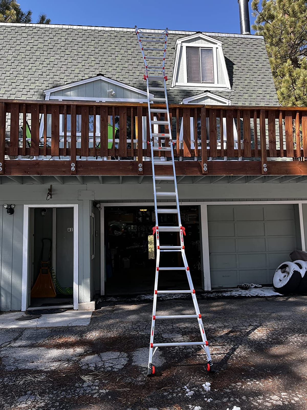 Little Giant Velocity, Aluminum Ladder, 22 ft with Leg Levelers, 15422-801 | Telescoping Multi-Position Ladder, Integrated Leg Levelers, Slip-Resistant Feet, Type IA 300 lbs. Rating customer photo 1