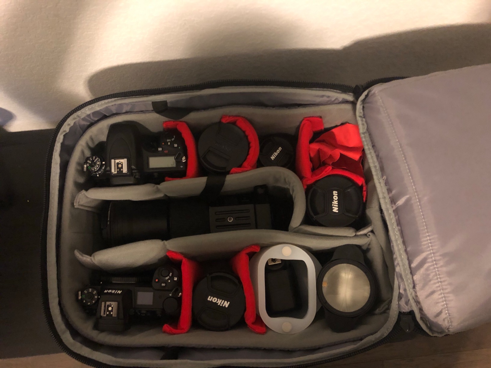 Neewer 2-in-1 Rolling Camera Backpack Trolley Case - Anti-shock Detachable Padded Compartment, Hidden Pull Bar, Waterproof customer photo 1