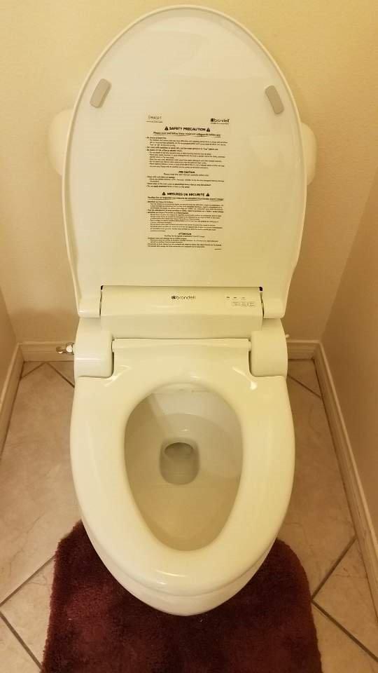 Brondell Swash SE600 Bidet Toilet Seat, Fits Elongated Toilets, White - Oscillating Stainless-Steel Nozzle, Warm Air Dryer, Ambient Nightlight customer photo 1