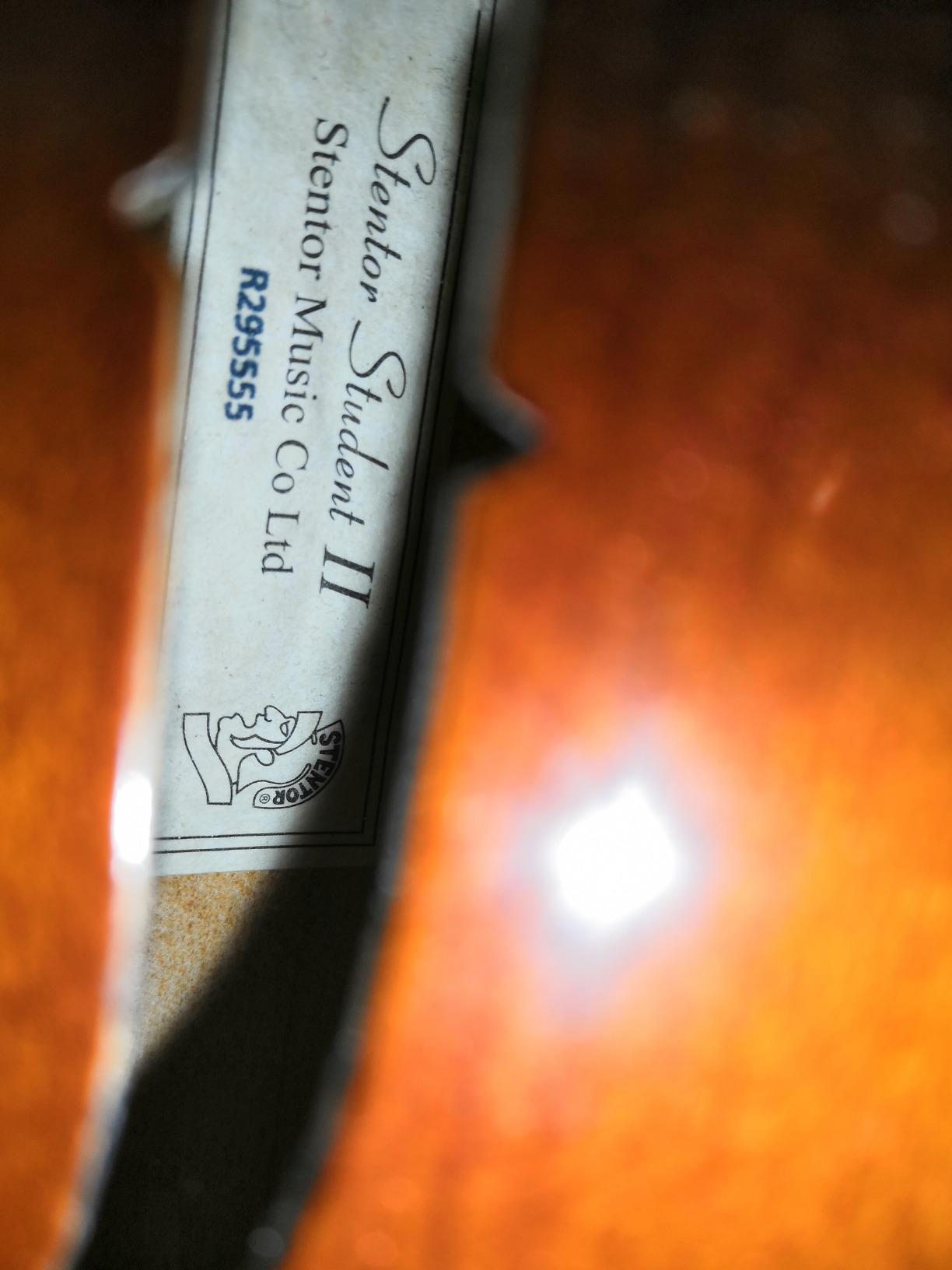 Stentor 1400A2-4/4 4-String Violin, 4/4 customer photo 1