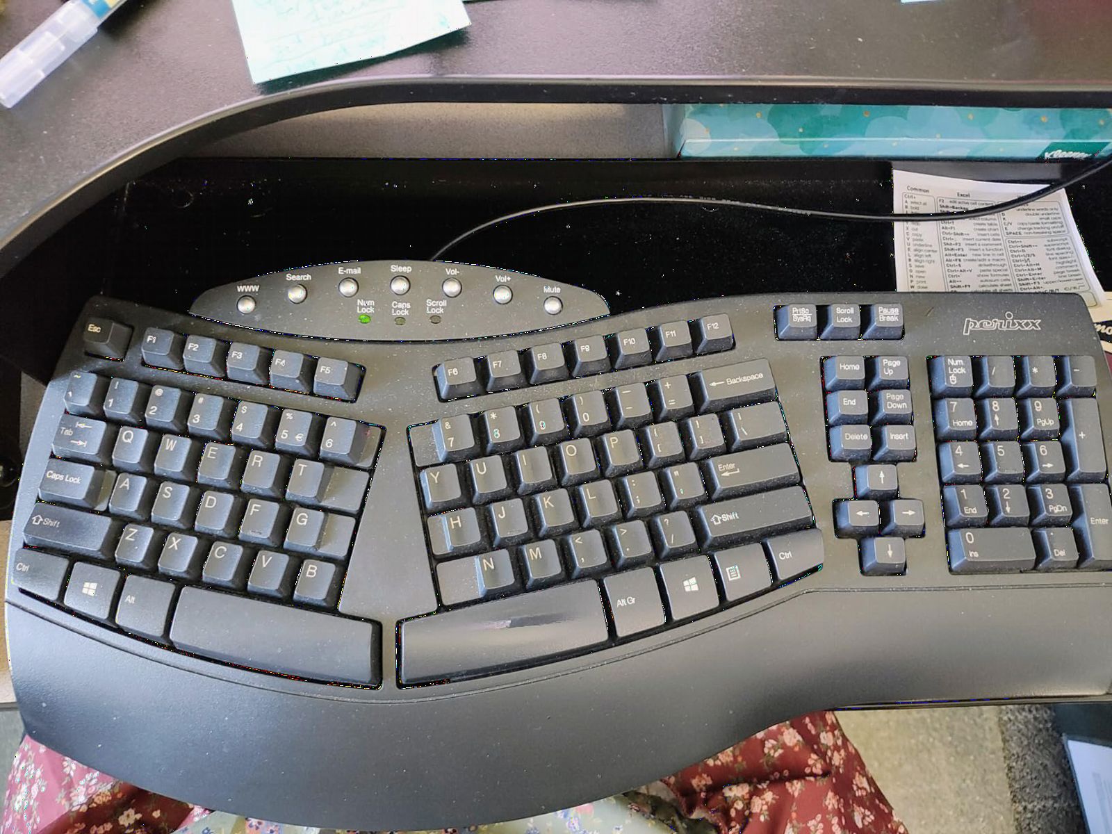Perixx PERIBOARD-512B Wired Ergonomic Keyboard - Split Keyboard, Wrist Rest, Natural Typing customer photo 1