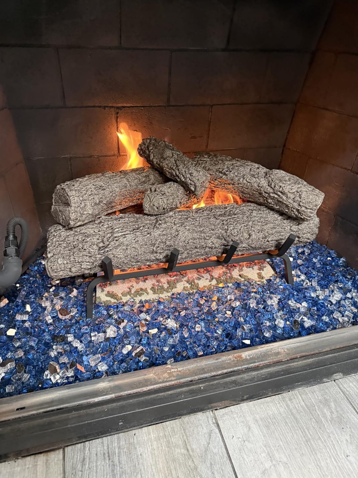 Real Fyre 24-Inch Live Oak Vented Gas Log Set, Natural Gas, Match-Lit with Burner, Grate & Gas Connection Kit, 90,000 BTU customer photo 1