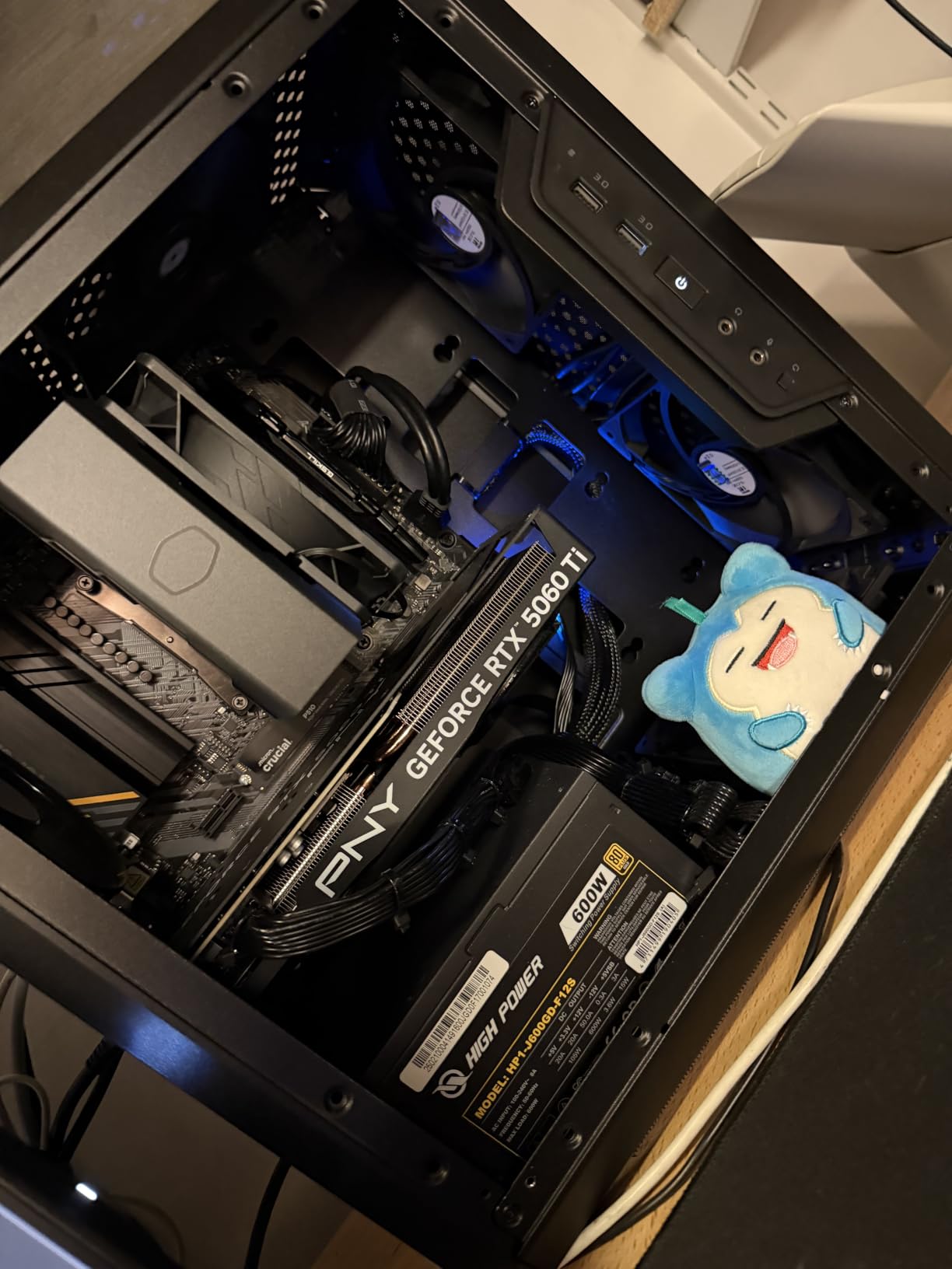 Cooler Master MasterBox Q300L Micro-ATX PC Case - Compact mATX Computer Case with Magnetic Dust Filters, Modular Adjustable I/O Panel, Perforated Airflow Design, 1 x 120mm Pre-Installed Fan, Black customer photo 1