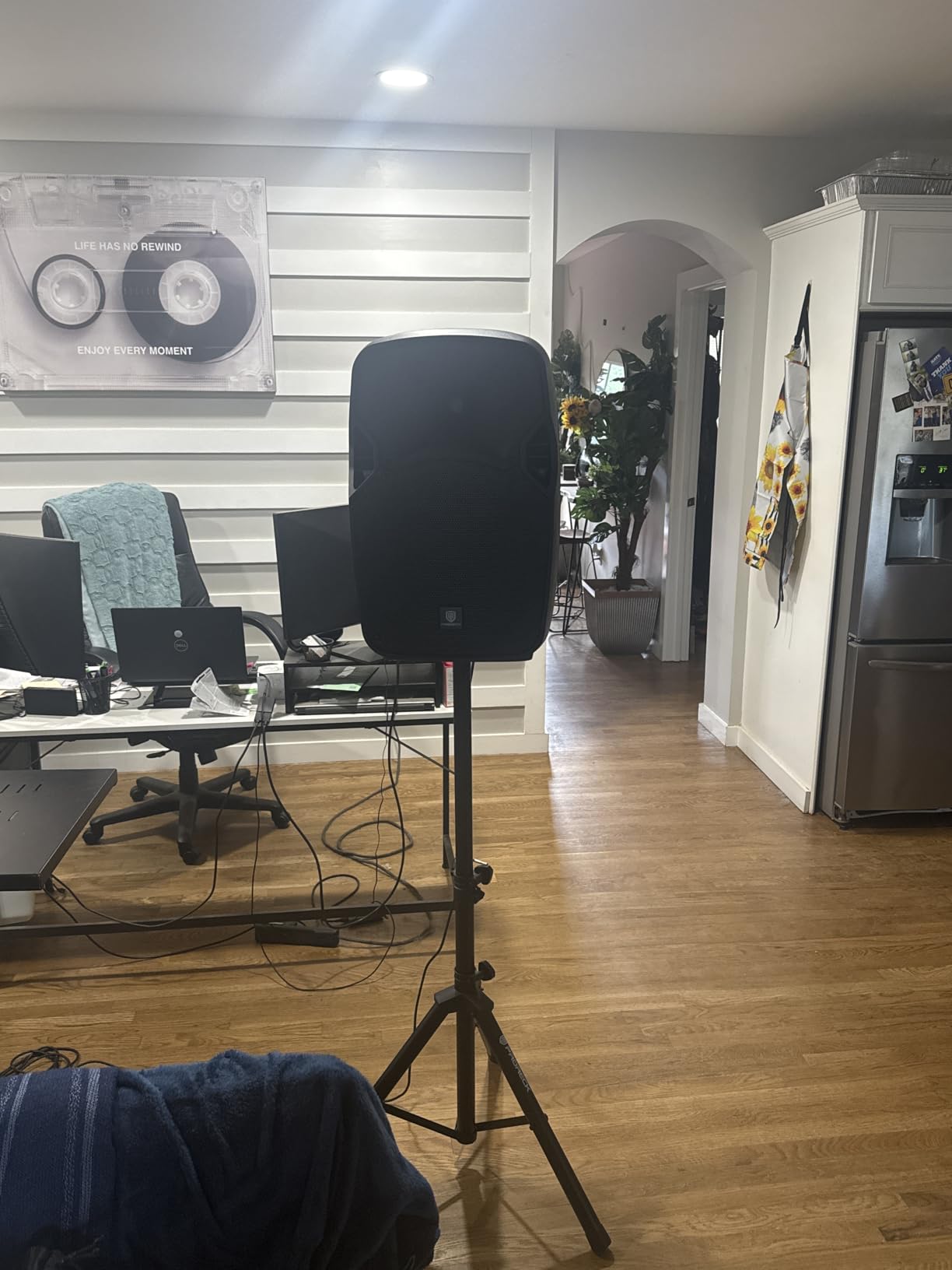 PRORECK Party 12 12-Inch 1800W 2-Way Powered PA Speaker System Combo Set with Bluetooth/USB Drive/SD Card/FM/Remote Control/Speaker Stands customer photo 2