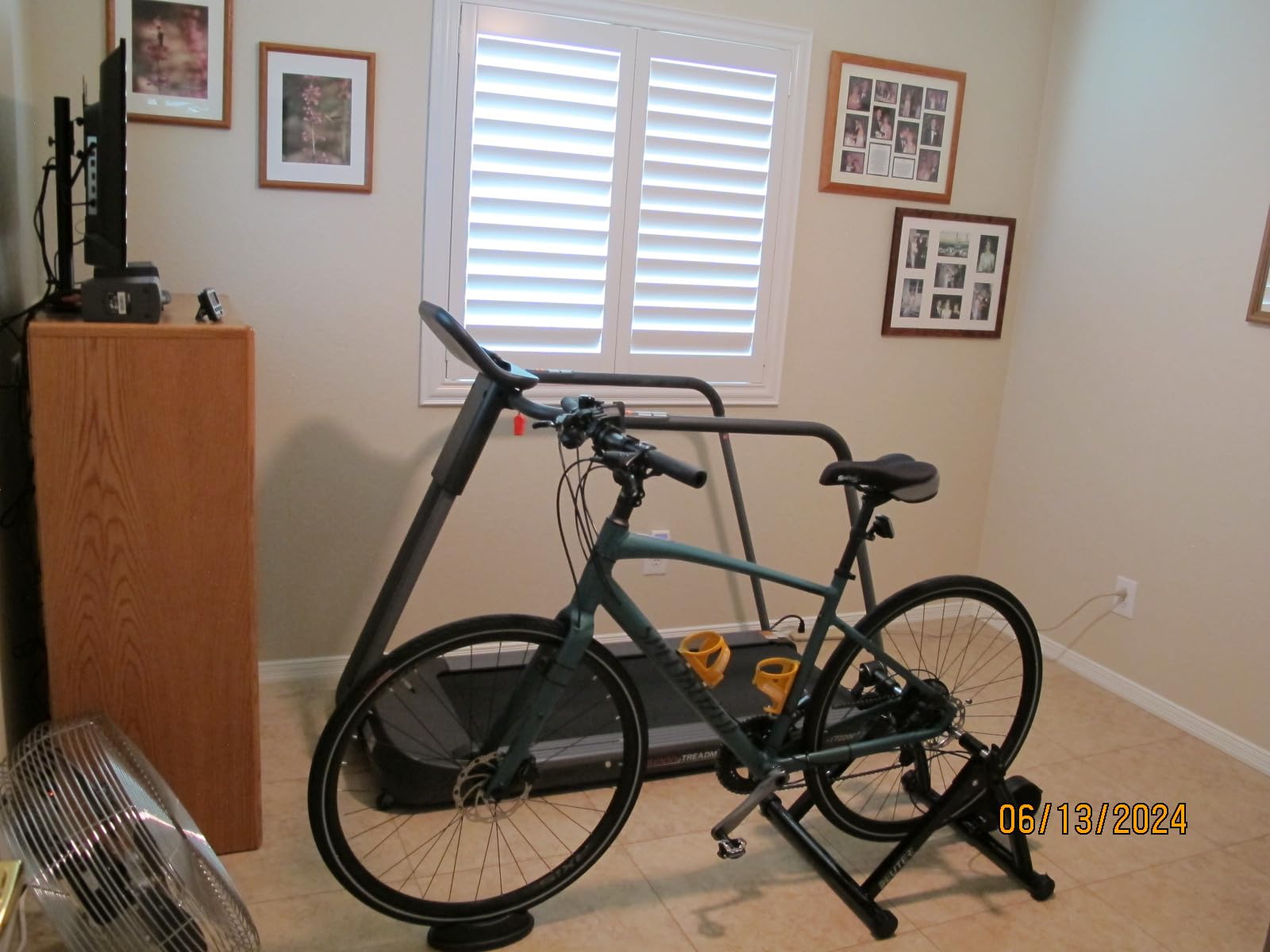 CXWXC Magnetic Bicycle Stationary Stand customer photo 2