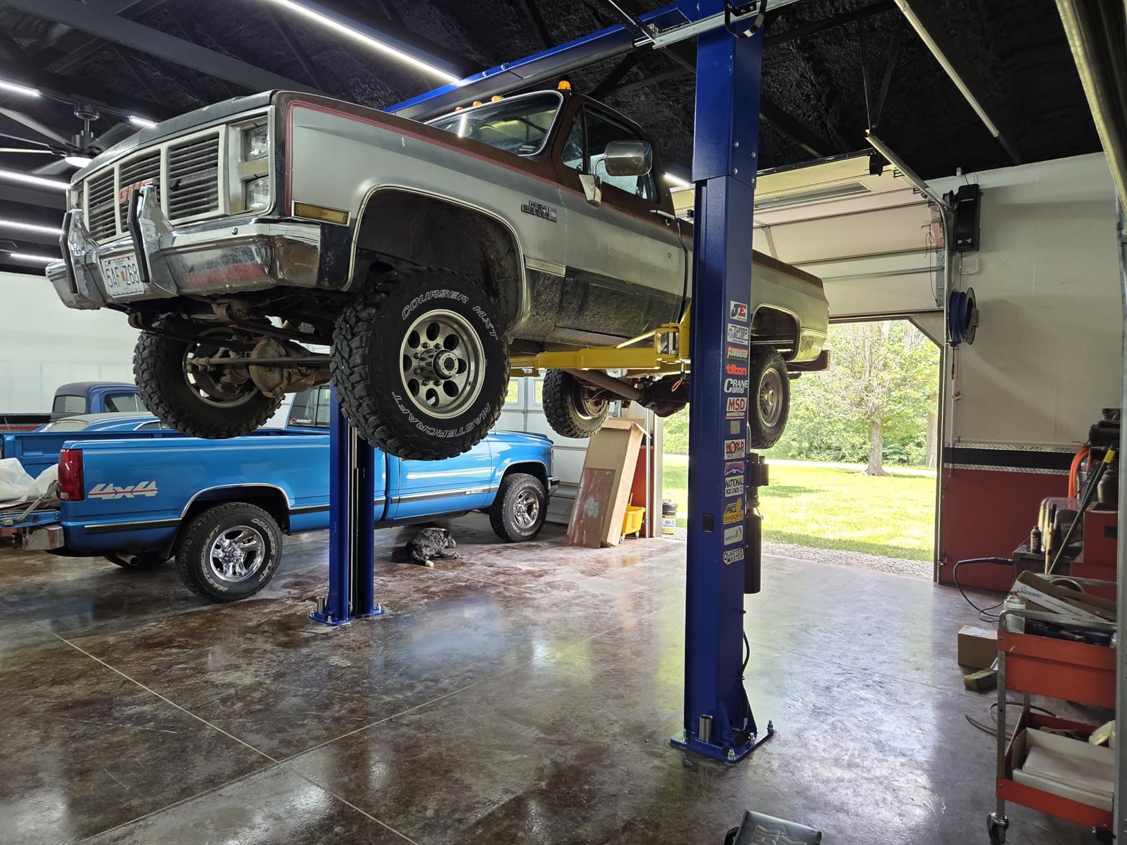 APlusLift HW-10KOH-A 10000LB Two Post Overhead Car Lift 3 Year Warranty | 3 Year Parts Replacement Rigid Double S Columns Carriage Stronger Commercial-grade Steel Clear Floor Design customer photo 2