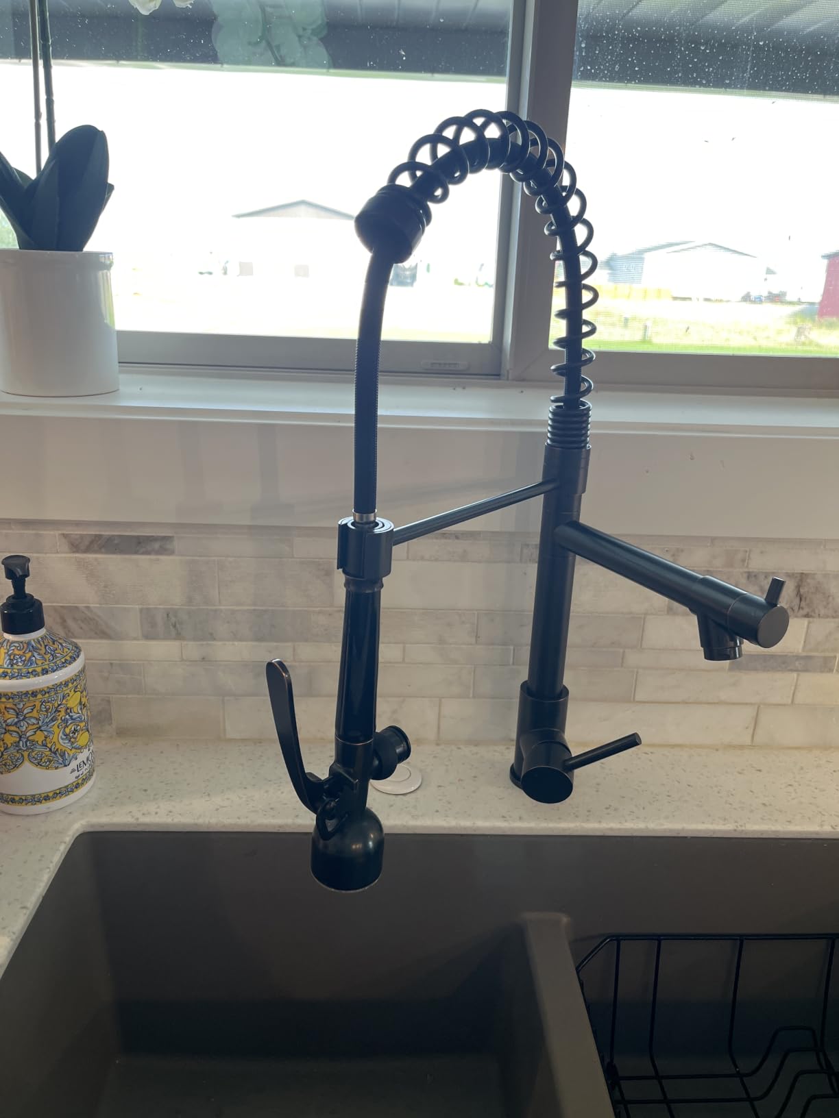 Fapully Commercial Pull Down Kitchen Sink Faucet with Sprayer Brushed Nickel customer photo 2