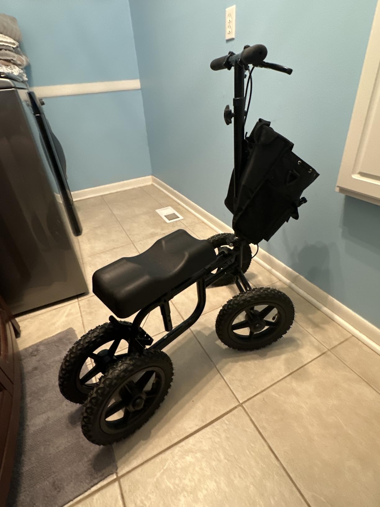 Vive Mobility All Terrain Knee Scooter Walker for Foot Injuries - Adult | Broken Leg Crutch Cart Roller for Surgery, Broken Foot, Ankle Injury - Kneeling Rolling Steerable Seated Wheel Scooter Aid customer photo 2