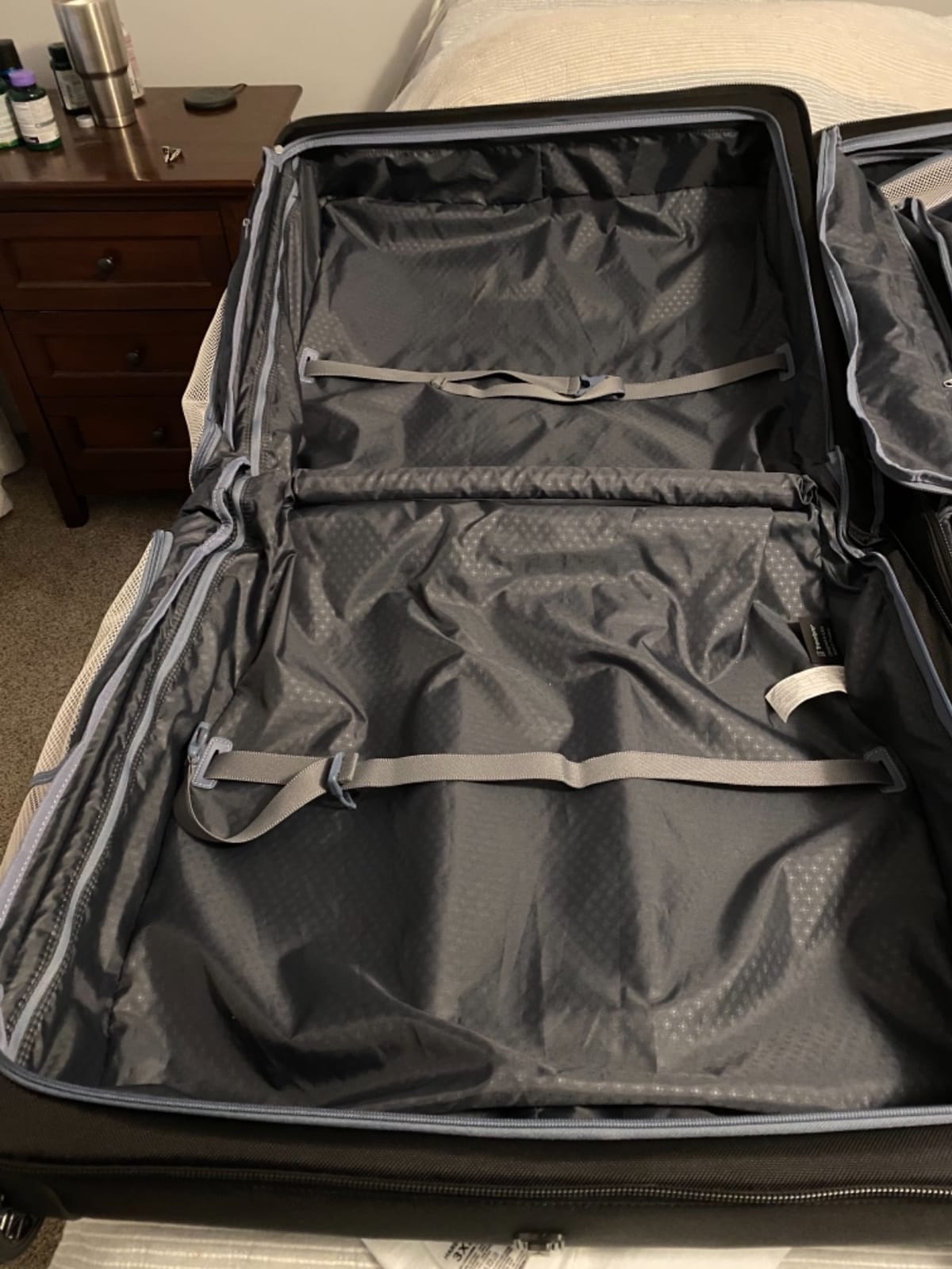 Travelpro Platinum Elite Carry-On Luggage Garment Bag, Black, 50-Inch customer photo 2