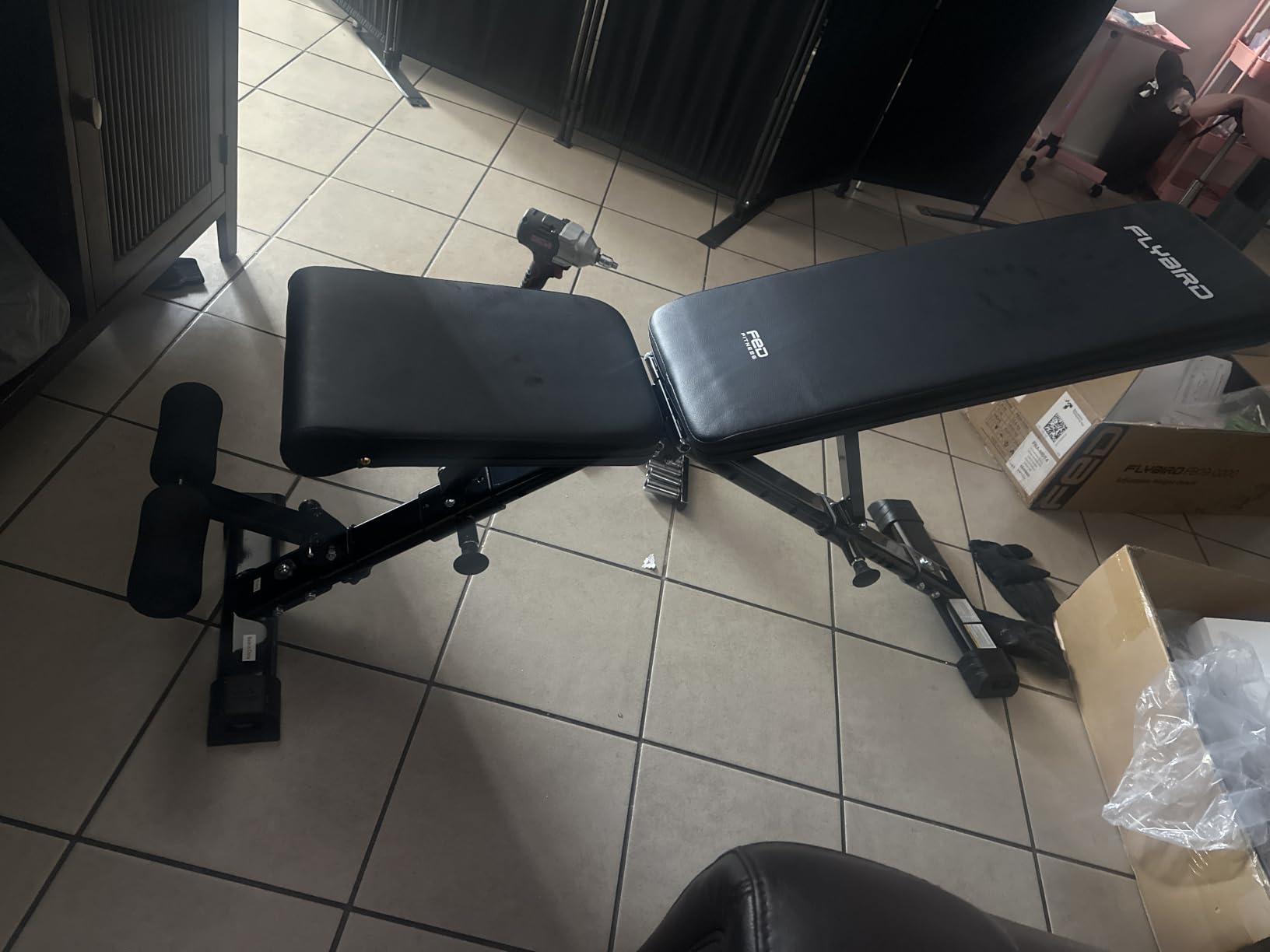 FLYBIRD WB5 Weight Bench, ASTM-Certified 800LBS Adjustable Weight Bench Workout Bench Foldable for Home Gym, 90° to -30° FID and 30in Extended Backrest for Bench Press Strength Training Exercise customer photo 1