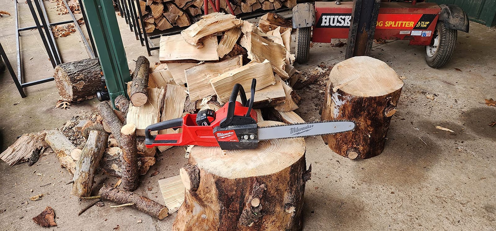 Milwaukee 2727-20 M18 FUEL 16 in. Cordless Chainsaw Tool Only - Battery and Charger NOT Included customer photo 1