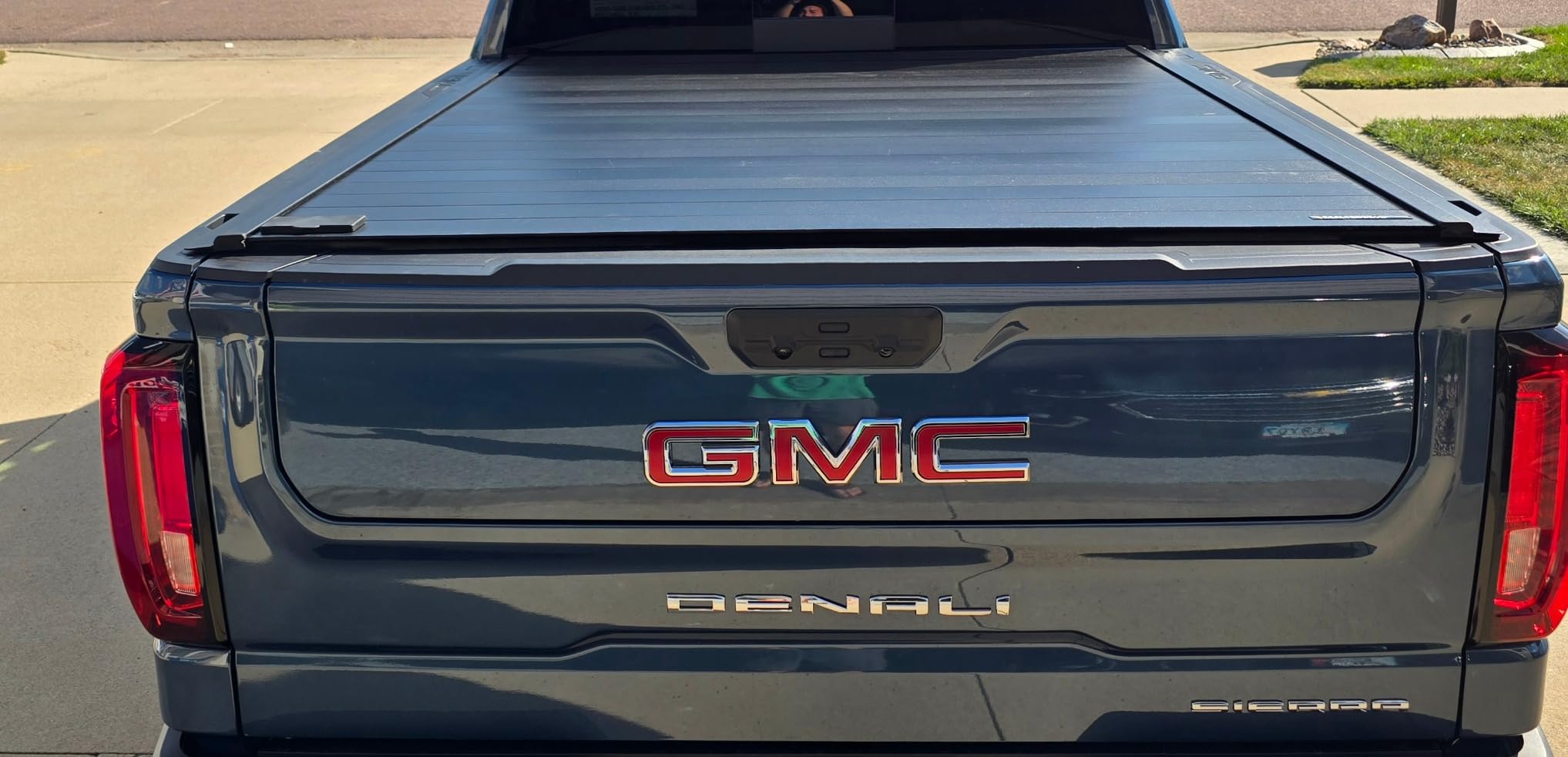 RealTruck Retrax RetraxPRO MX Retractable Truck Bed Tonneau Cover | 80481 | Fits 2019 - 2026 Chevy/GMC Silverado/Sierra, works w/ MultiPro/Flex tailgate (w/o Carbon Pro bed) 5' 10