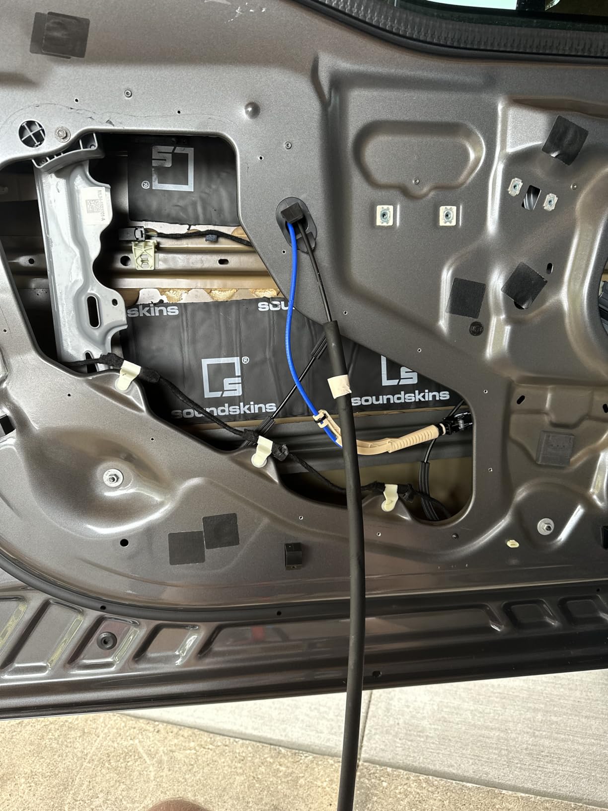 SoundSkins SSK-SSPRO-1 Car Sound Deadening Material - 180mil/4.5mm Triple Layer - 11 sqft. - Reduce Vibrations, Insulate Heat, and Minimize Resonance customer photo 2