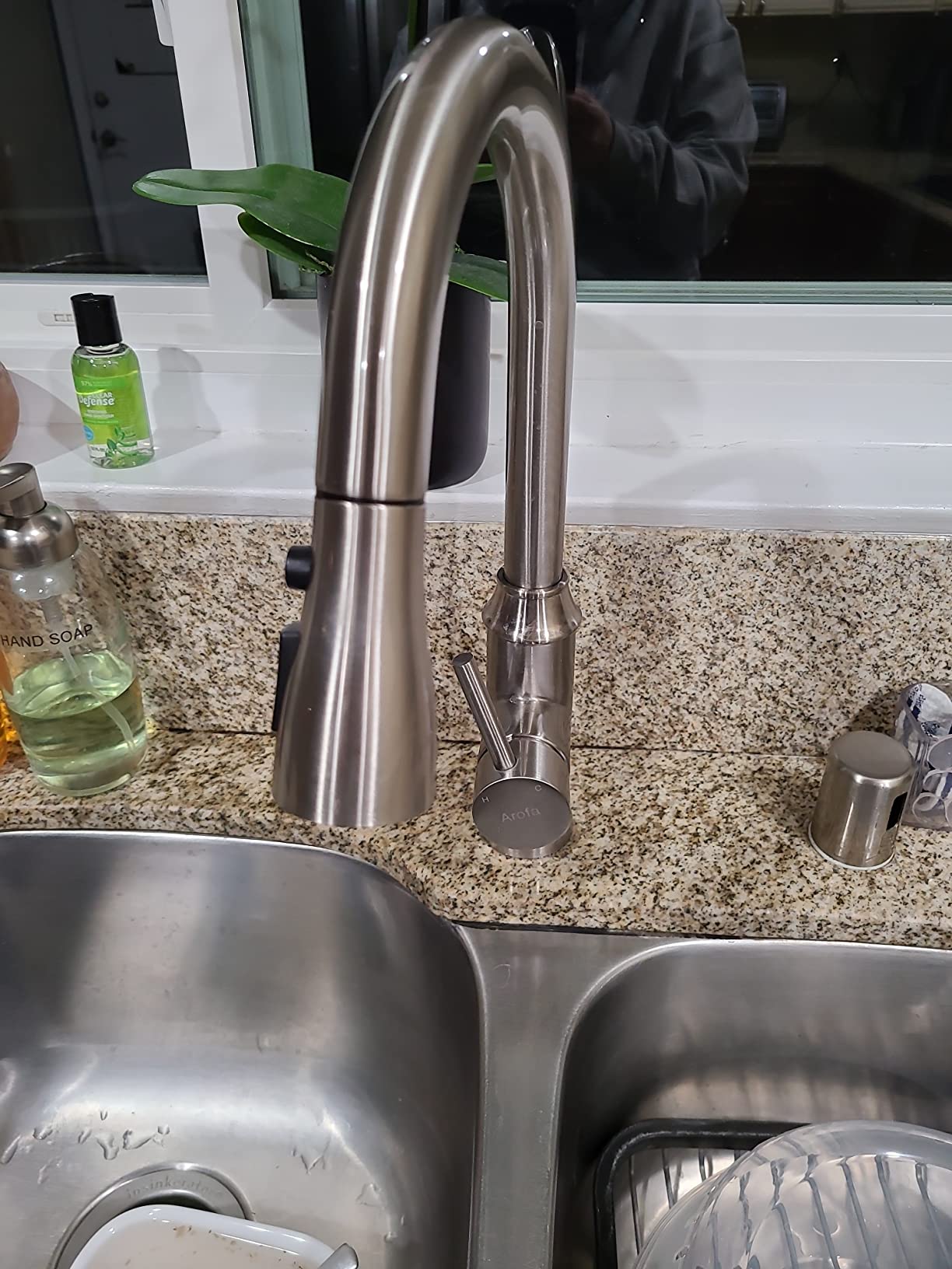 Arofa High-Arc Pull-Down Kitchen Faucet, 3-Mode Sprayer, Brushed Nickel, 360° Swivel, Soft Silicone Nozzles, SUS 304 Stainless Steel, 1- or 3-Hole Fit customer photo 2