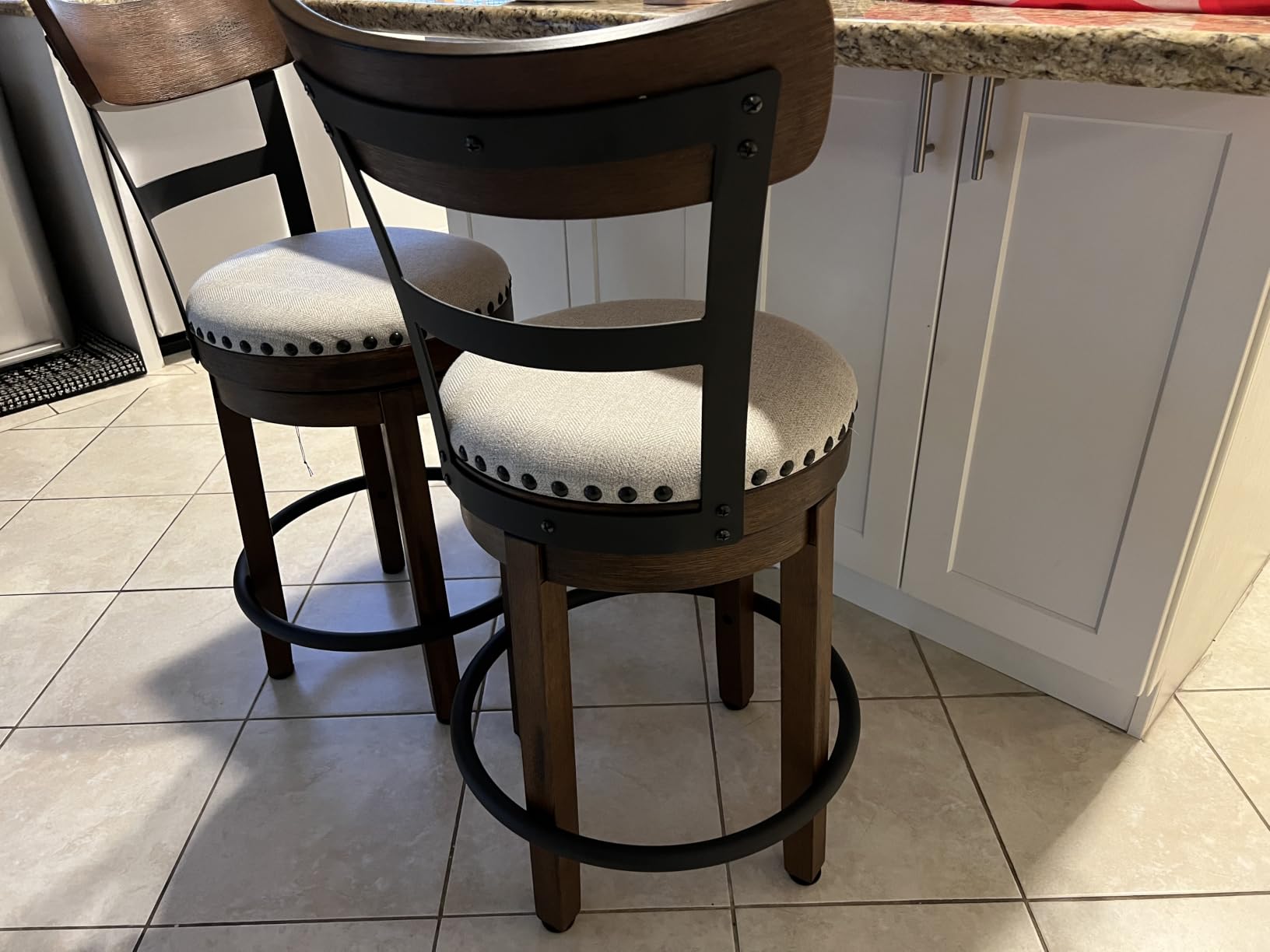 Signature Design by Ashley Valebeck Counter Height Bar Stool, Brown customer photo 2