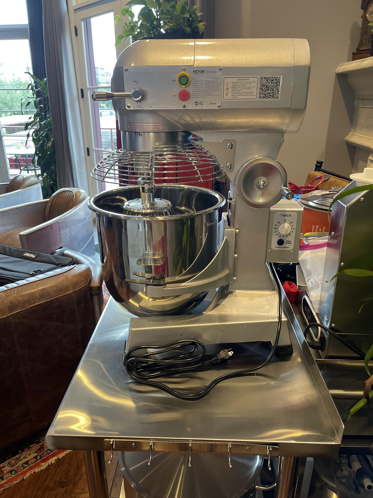 Happybuy 10Qt Commercial Food Mixer with Timing Function, Commercial Mixer 500W Stainless Steel Bowl Heavy Duty Electric Food Mixer Commercial with 3 Speeds Adjustable, Perfect for Bakery Pizzeria customer photo 1