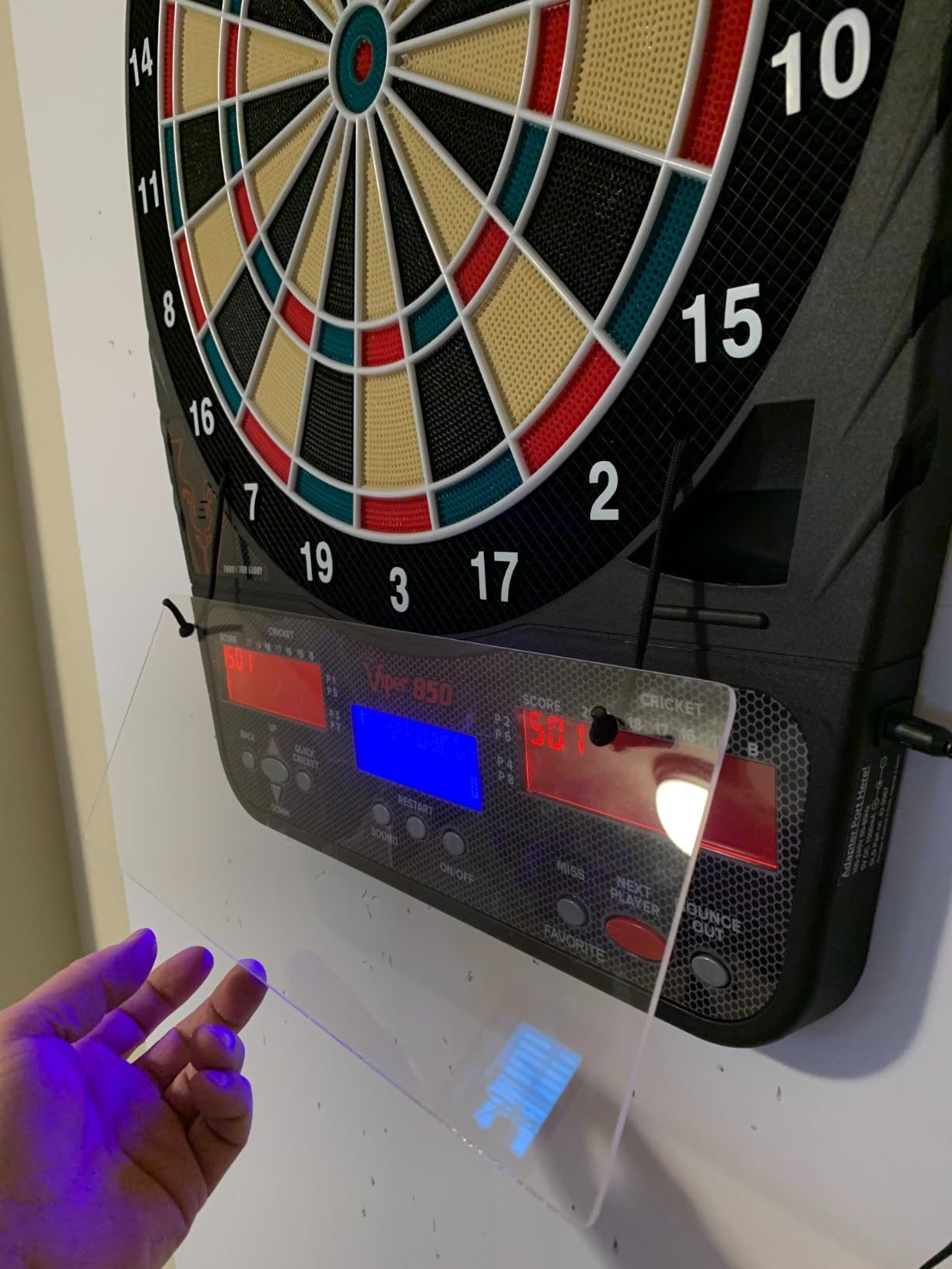Viper 850 Electronic Dart Board, 15.5 Inch Soft Tip, Automatic Scoring | 15.5 Inch Regulation Target Face, 50 Games, 470 Options, 1-8 Players, 6 Darts Included, Ultra-Thin Spider, For Adults customer photo 1