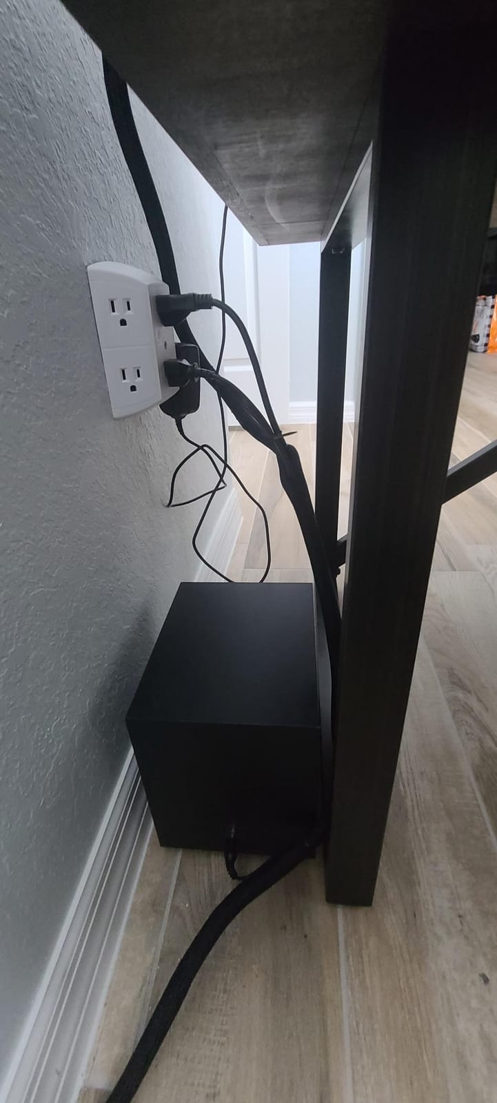 Creative Pebble Plus 2.1 USB-Powered Desktop Speakers with Down-Firing Subwoofer customer photo 2
