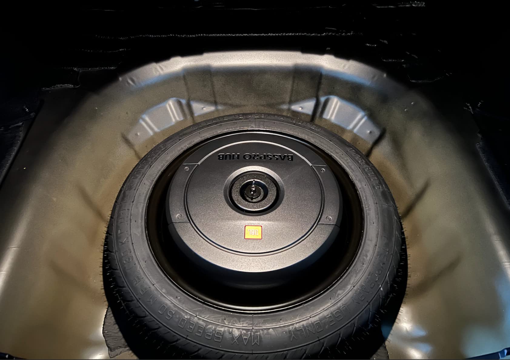 JBL Basspro Hub - 11