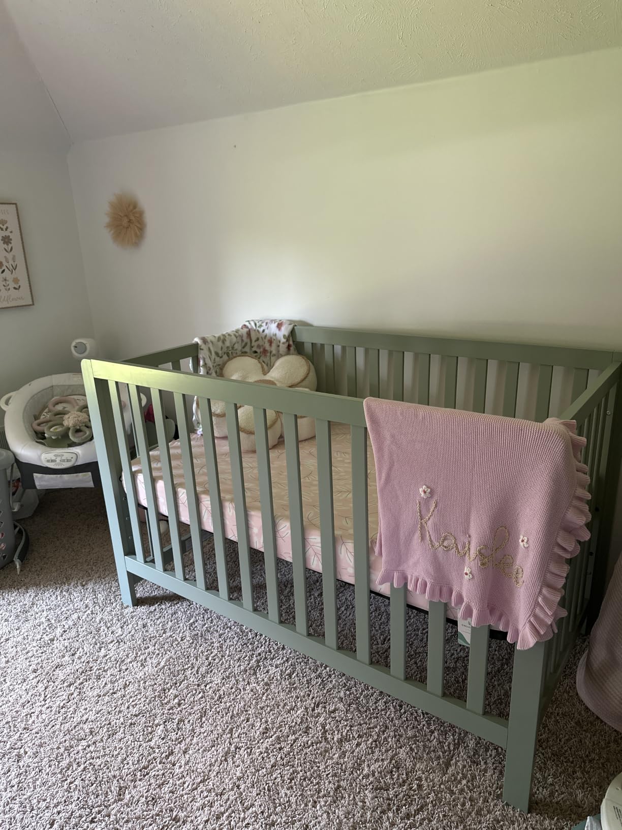 DaVinci Carter's Colby Low-Profile 4-in-1 Baby Crib, Washed Natural | GREENGUARD Gold Certified, Converts to Toddler Bed, Daybed & Full-Size Bed, 4 Adjustable Mattress Heights - Easy to Assemble customer photo 1