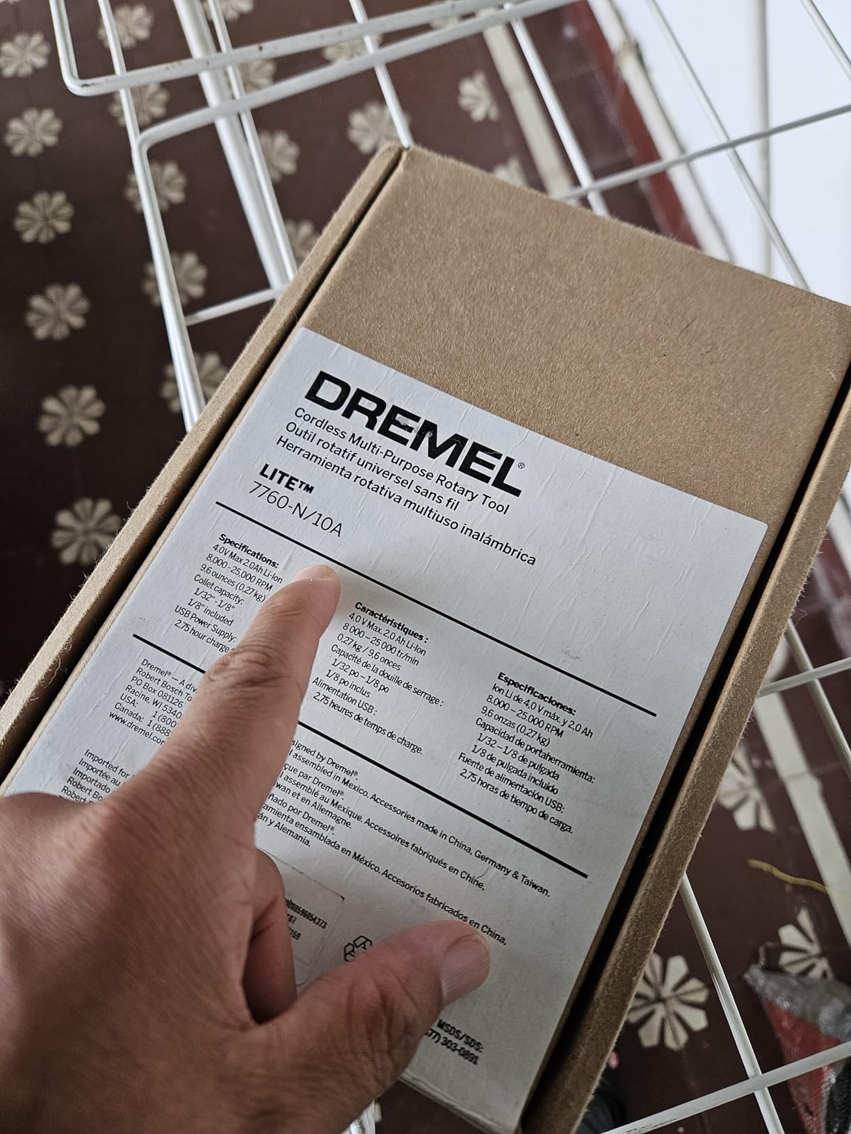 Dremel Lite 7760 N/10 4V Cordless Rotary Tool Kit with Variable Speed, USB Charging, Easy Accessory Changes - Ideal for Light-Duty DIY & Crafting, Sanding, Engraving, and Polishing customer photo 2