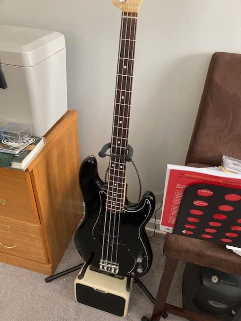 JOYO 10W Mini Bass Amp Bass Guitar Practice Amp Combo Bass Amplifier Portable Small Battery Powered Dual Channel (MA-10B) customer photo 1