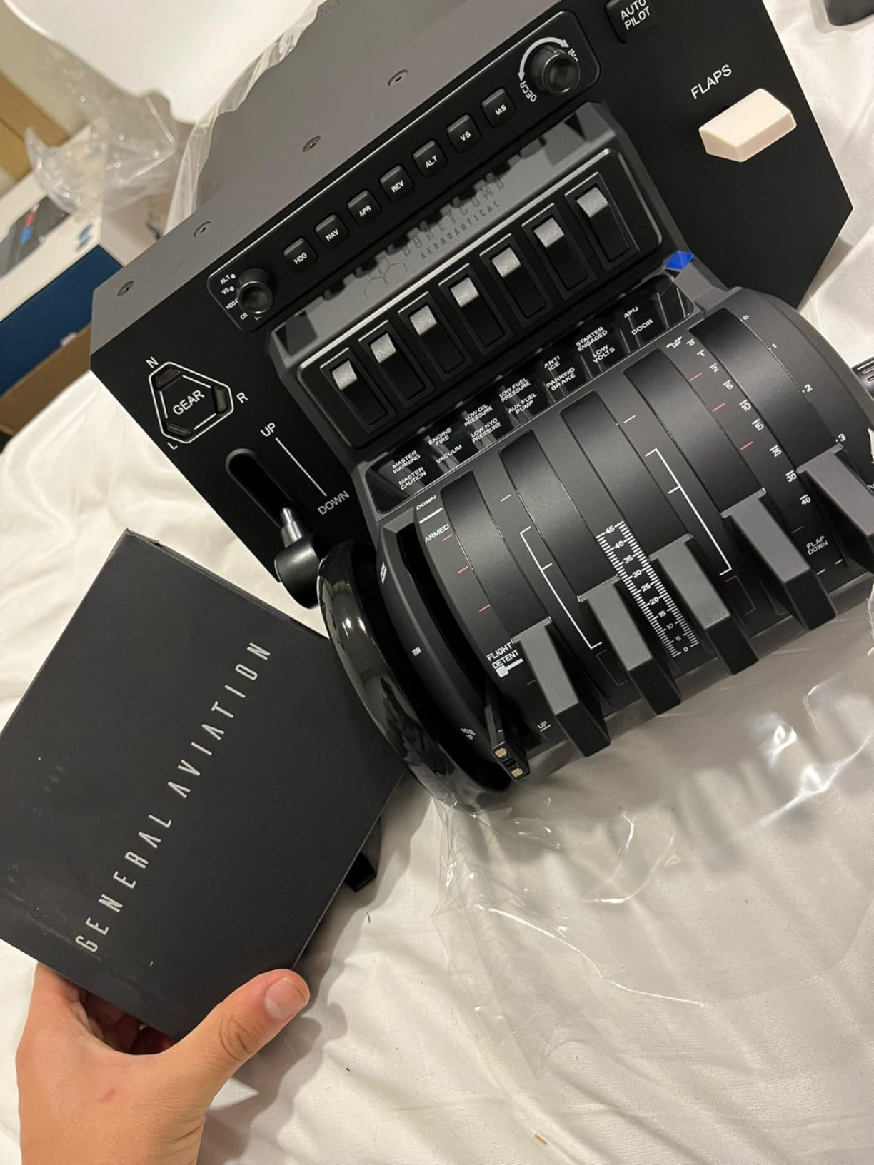 Honeycomb Bravo Throttle Quadrant | Flight simulator controls w/autopilot, annunciator panel, gear, flaps customer photo 1