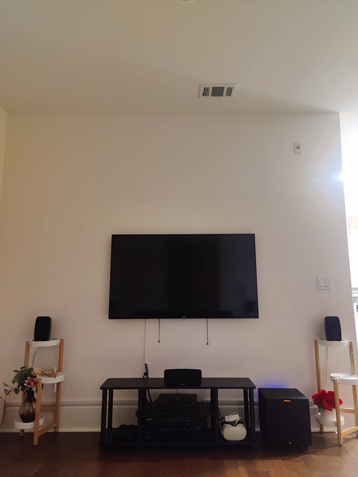Onkyo TX-SR494 4K Ultra HD Dolby Atmos AV Receiver - 2019 Model customer photo 2