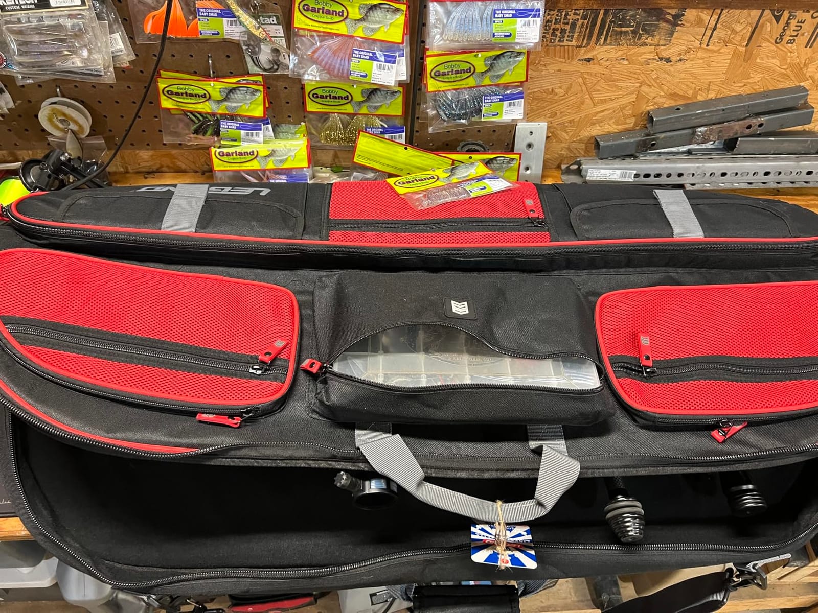 LEGEND Apollo Soft Bow Case - Compound Bow Case with Multiple Storage & Foam Padding, Lightweight Bow and Arrow Case for Archery Accessories, Bow Bag with Arrow Tube Pocket - 40