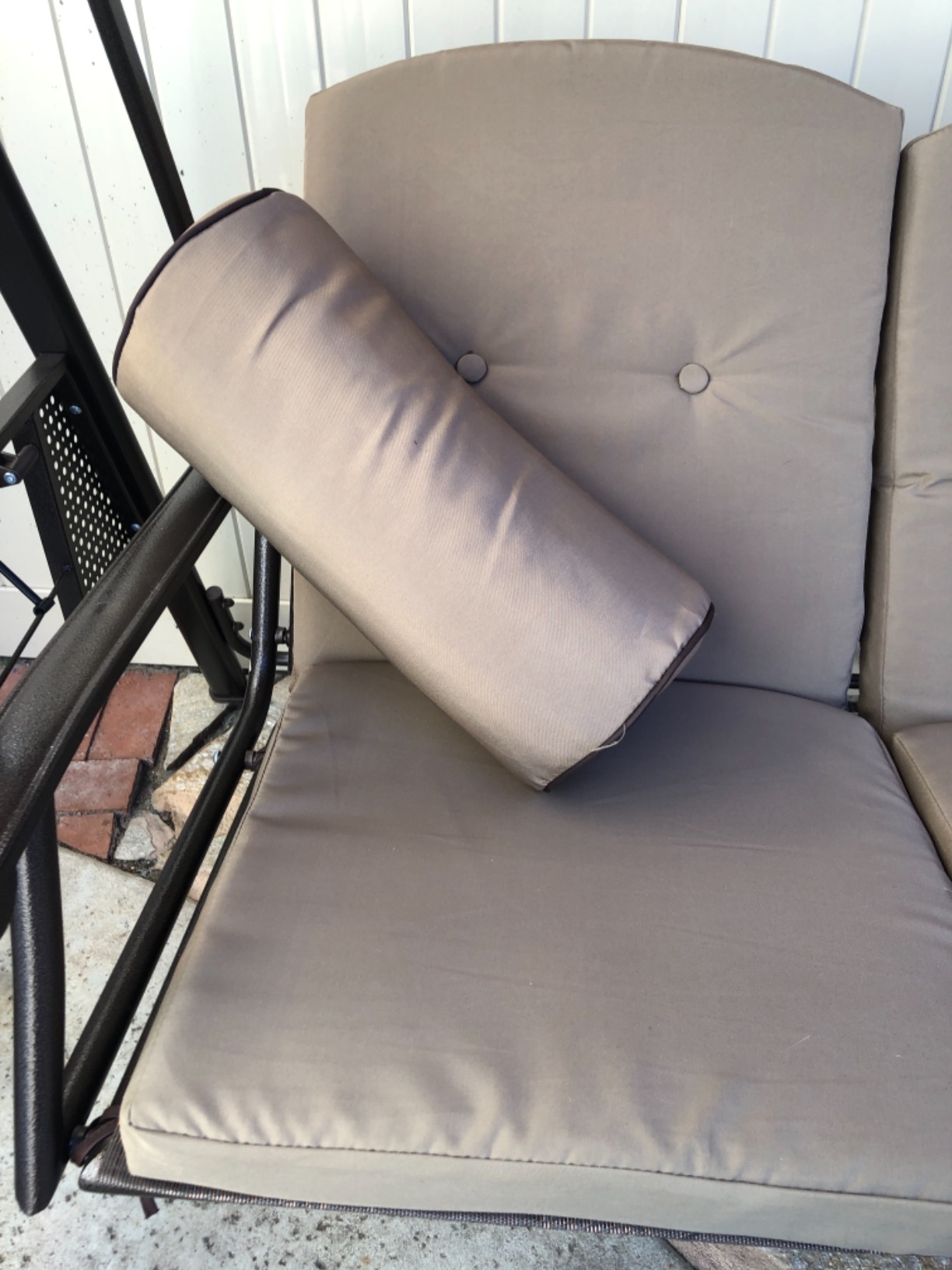 PURPLE LEAF Outdoor Porch Swing for Adults Durable Bronze Aluminum Frame customer photo 1