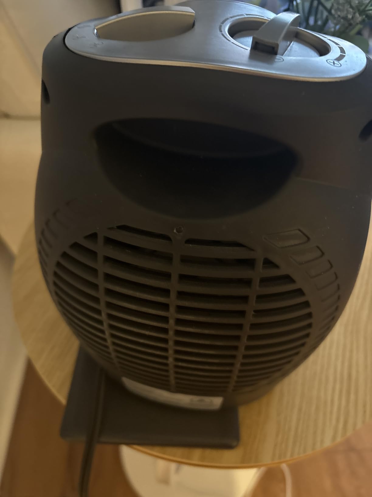 Amazon Basics Ceramic Space Heater, Portable Indoor Heating Solution, With Overheat and Tip-Over Protection, Thermostat, Non-Oscillating, 1500W, 7.52