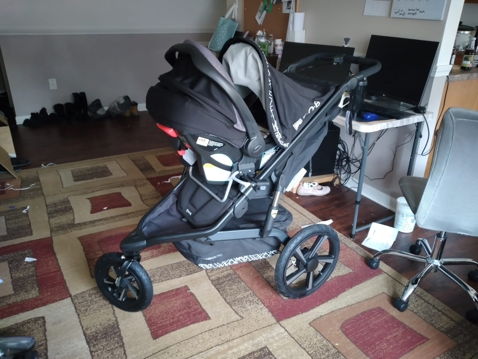 BOB Gear Alterrain Pro Jogging Stroller - Black customer photo 2