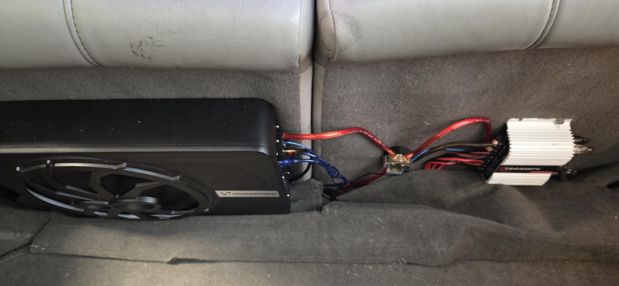 Taramps TS 400x4 400 watts RMS 4 Channels Full Range Car Audio Amplifier, 2 Bridged Channels, RCA Input Class D, Multichannel Amplifier System - TS400X4 customer photo 2