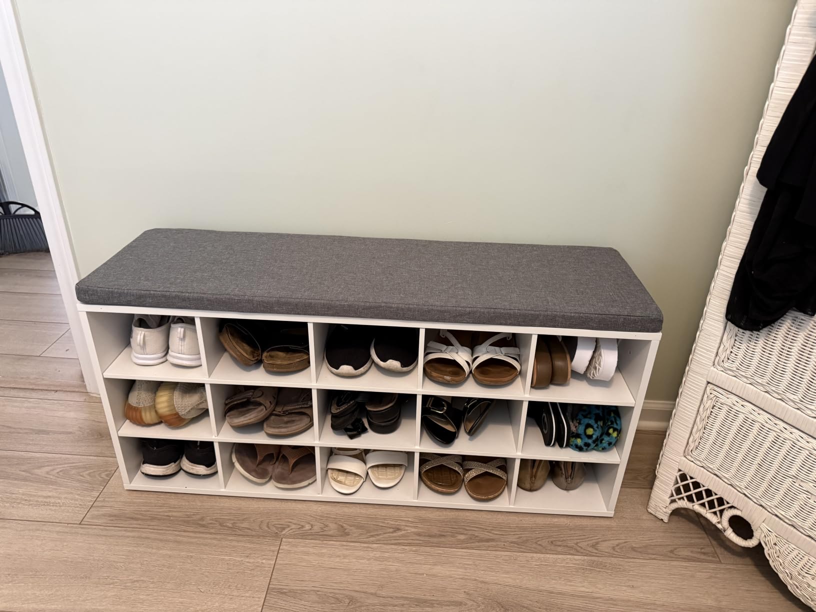 VASAGLE Shoe Bench with Cushion, 15 Compartments, 11.8 x 41.3 x 18.9 Inches | Entryway Storage Bench with Padded Seat, for Bedroom, Cloud White and Dove Gray, CUSTOS Collection ULHS15WT customer photo 1