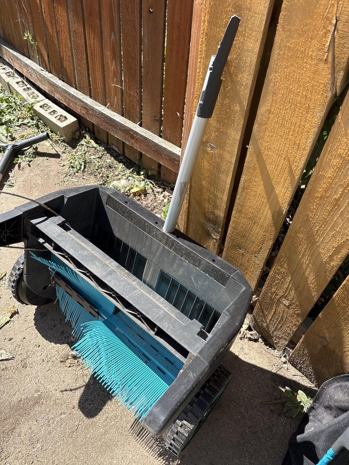GARDENA Lawn & Leaf Collector Sweeper - Manual Lawn Sweeper - Large Capacity Hopper Bag - Adjustable Height Wide Brush Pickup - Easy to Maneuver Yard Debris Collector - Space Saving Storage - 03565 customer photo 1