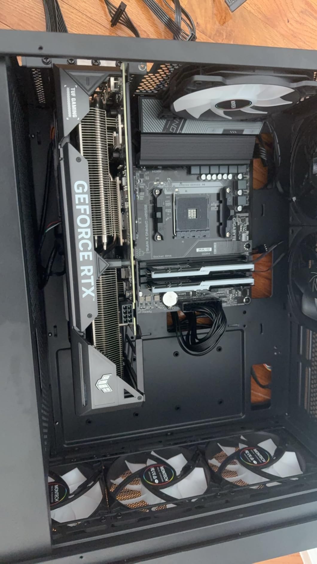 G.SKILL Trident Z RGB Series DDR4 RAM 16GB (2x8GB) 3600MT/s CL18-22-22-42 1.35V Intel AMD Desktop Computer Memory customer photo 1