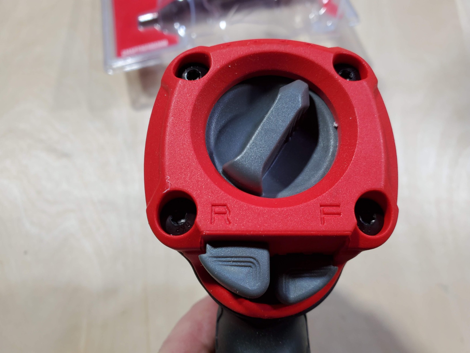 CRAFTSMAN 1/2-in 750 ft-lbs Air Impact Wrench, Composite Body, Variable Power Settings, 1/4-in NPT Air Inlet customer photo 1