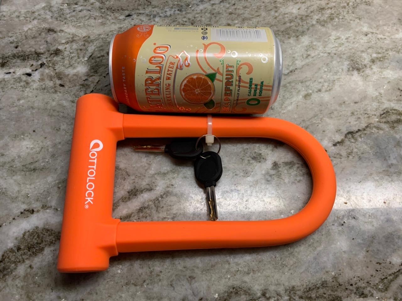 OTTOLOCK Sidekick Compact U-Lock, Orange | Lightweight Anti-Theft Bike Lock for Road, Mountain & Electric Bikes with Keys customer photo 2